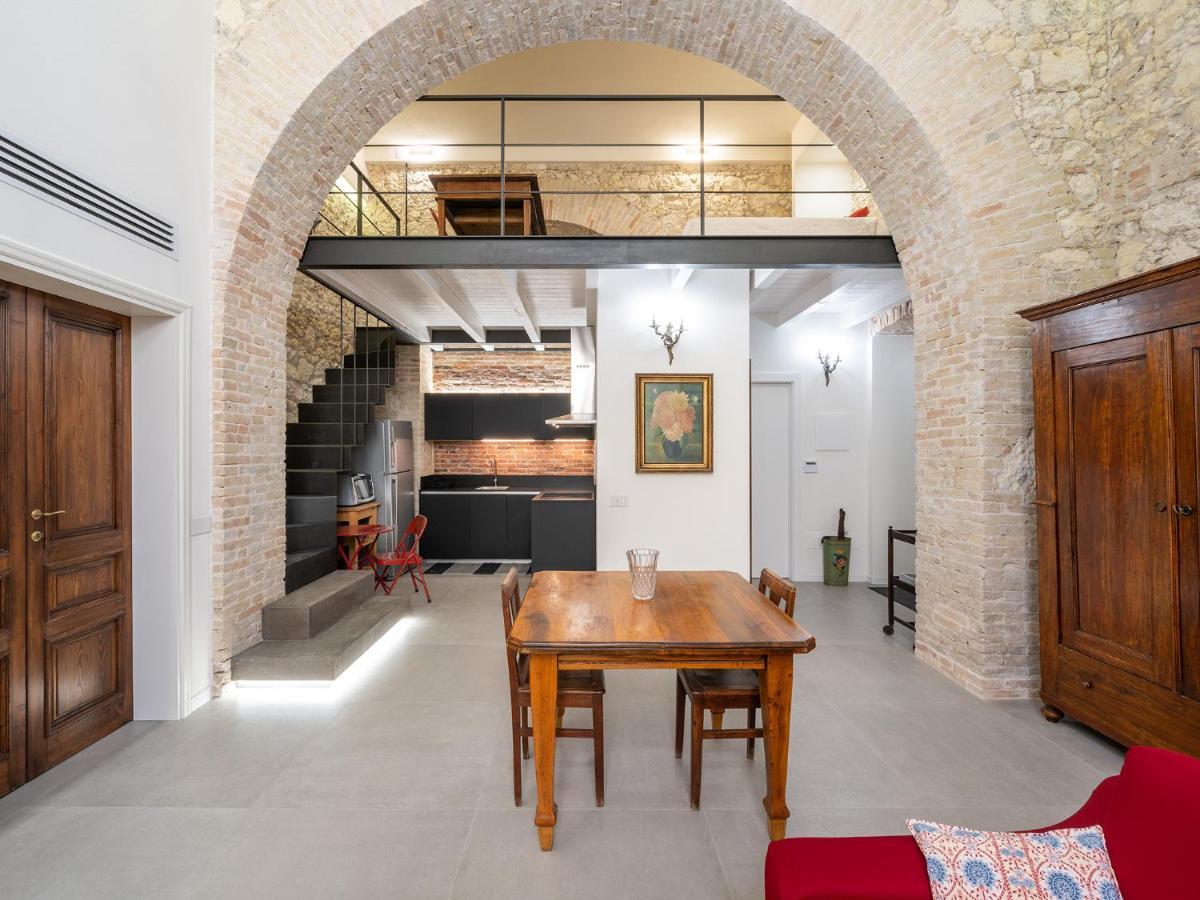 Massimo Boutique Apartment カリアリ エクステリア 写真