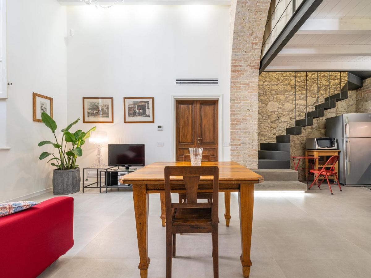 Massimo Boutique Apartment カリアリ エクステリア 写真